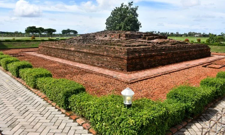 1. Objek Wisata Pantai Tanjung Baru di Karawang, 2. Pantai Tanjung Pakis Karawang, 3. Destinasi Wisata Pantai Samudera Baru di Karawang, 4. Objek Wisata Alam Curug Bandung di Karawang, 5. Tempat Liburan Asyik di Danau Cipule Karawang, 6. Tempat Wisata Seru di Karawang – Curug Cigentis, 7. Vihara Shia Jin Ku Po di Karawang, 8. Tempat Wisata Sejarah Situs Candi Jiwa di Karawang, 9. Wisata Curug Cikarapyak di Karawang, 10. Objek Wisata Alam Curug Cipanundaan di Karawang, 11. Liburan ke Curug Cikoleangkak di Karawang, 12. Tempat Liburan Menarik Danau Kalimati di Karawang, 13. Liburan ke Situ Kamojing di Karawang, 14. Objek Wisata Green Canyon di Karawang, 15. Waterboom Kampung Wisata Curug Cigentis di Karawang, 16. Wisata Sejarah Monumen Rawagede di Karawang, 17. Tempat Wisata Kuliner Soto Gempol di Karawang, 18. Tempat Makan Enak Gabus Pucung Warung Mandiri di Karawang, 19. Wisata Kuliner Lezat Tahu Bumbu Sari Rasa di Karawang, 20. Tempat Kuliner Enak Soto Tangkar Mang Nean di Karawang, 21. Makanan Khas Karawang Kue Gonjing, 22. Wisata Sejarah Monumen Kebulatan Tekad Rengasdengklok, 23. Tempat Wisata Belanja Mall Karawang Central Plaza, 24. Tempat Liburan Keluarga Taruma Leisure Water Park di Karawang, 25. Tempat Liburan Seru Wonderland Adventure Water Park , 26. Mampir di Sentra Kerajinan Boneka Cikampek Karawang, 27. Wisata Keluarga Bendungan Walahar di Karawang, 28. Menikmati Indahnya Panorama Indah Bukit Sempur, 29. Mendaki Gunung Sanggabuana , 30. Wisata Belanja Pasar Baru Karawang, 31. Liburan Seru ke Situ Cibayat, 32. Pemancingan JAKA Tirta Mulya, 33. Wisata Sejarah ke Candi Blandongan, 34. Liburan Seru ke Kelenteng Sian Jin Ku Po Karawang