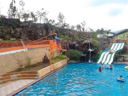 Wahana Rekreasi Dreamland Park Pancasan di Purwokerto, 1. Objek Wisata Terkenal Baturaden di Purwokerto, 2. Tempat Wisata Alam Curug Gede di Purwokerto, 3. Objek Wisata Alam Air Terjun Curug Ceheng di Purwokerto, 4. Tempat Wisata Seru di Baturraden Adventure Forest Purwokerto, 5. Objek Wisata Air hangat belerang di Pancuran 7 di Purwokerto, 6. Tempat Wisata Seru Telaga sunyi di Purwokerto, 7. Objek Wisata Alam Curug Cipendok, 8. Objek Wisata Religi Gua Maria Kaliori di Purwokerto, 9. Wisata Kuliner Mendoan khas Purwokerto, 10. Destinasi Wisata Menantang Mendaki Gunung Slamet, 11. Tempat Wisata Seru Pemandian Kalibacin , 12. Tempat Wisata Keluarga Batur Agung di Purwokerto (Sudah Tutup), 13. Tempat Rekreasi Keluarga Telaga Pucung , 14. Monumen Panglima Besar Jenderal Sudirman , 15. Wahana Rekreasi Dreamland Park Pancasan di Purwokerto, 16. Wahana Permainan Seru Crossworld Paintball, 17. Nyantai di Alun-alun Lama Kota Banyumas, 18. Serunya Liburan di Depo Bay Depo Pelita Purwokerto, 19. Objek Wisata Terbaru Curug Nangga Di Banyumas, 20. Bukit Watu Meja, 21. Museum Bank Rakyat Indonesia, 22. Wisata Bendungan Gerak Serayu, 23. Tempat Wisata Alam Bukit Tranggulasih Purwokerto, 24. Liburan Seru ke Batur Agung Mount of Fun Purwokerto, 25. Wisata Alam Curug Gomblang di Purwokerto, 26. Curug Bayan, 27. Curug Telu, 28. Bukit Bintang Baturaden, 29. Wisata Alam Pancuran 3 Purwokerto, 30. Miniatur Dunia Purwokerto (Small World), 31. Bukit Pandang Munggang, 32. Puncak Dinar, 33. Bukit Gadog, 34. Kebun Bunga Matahari Rempoah, 35. Bukit Agaran, 36. Hutan Pinus Limpakuwus, 37. Curug Pinang, 38. The Forest Island, 39. The Village Purwokerto, 40. Bumi Perkemahan Wana Wisata Baturaden, 41. Taman Kaloka Widya Mandala