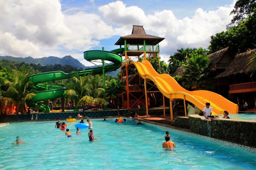 Waterboom Kampung Wisata Curug Cigentis di Karawang, 1. Objek Wisata Pantai Tanjung Baru di Karawang, 2. Pantai Tanjung Pakis Karawang, 3. Destinasi Wisata Pantai Samudera Baru di Karawang, 4. Objek Wisata Alam Curug Bandung di Karawang, 5. Tempat Liburan Asyik di Danau Cipule Karawang, 6. Tempat Wisata Seru di Karawang – Curug Cigentis, 7. Vihara Shia Jin Ku Po di Karawang, 8. Tempat Wisata Sejarah Situs Candi Jiwa di Karawang, 9. Wisata Curug Cikarapyak di Karawang, 10. Objek Wisata Alam Curug Cipanundaan di Karawang, 11. Liburan ke Curug Cikoleangkak di Karawang, 12. Tempat Liburan Menarik Danau Kalimati di Karawang, 13. Liburan ke Situ Kamojing di Karawang, 14. Objek Wisata Green Canyon di Karawang, 15. Waterboom Kampung Wisata Curug Cigentis di Karawang, 16. Wisata Sejarah Monumen Rawagede di Karawang, 17. Tempat Wisata Kuliner Soto Gempol di Karawang, 18. Tempat Makan Enak Gabus Pucung Warung Mandiri di Karawang, 19. Wisata Kuliner Lezat Tahu Bumbu Sari Rasa di Karawang, 20. Tempat Kuliner Enak Soto Tangkar Mang Nean di Karawang, 21. Makanan Khas Karawang Kue Gonjing, 22. Wisata Sejarah Monumen Kebulatan Tekad Rengasdengklok, 23. Tempat Wisata Belanja Mall Karawang Central Plaza, 24. Tempat Liburan Keluarga Taruma Leisure Water Park di Karawang, 25. Tempat Liburan Seru Wonderland Adventure Water Park , 26. Mampir di Sentra Kerajinan Boneka Cikampek Karawang, 27. Wisata Keluarga Bendungan Walahar di Karawang, 28. Menikmati Indahnya Panorama Indah Bukit Sempur, 29. Mendaki Gunung Sanggabuana , 30. Wisata Belanja Pasar Baru Karawang, 31. Liburan Seru ke Situ Cibayat, 32. Pemancingan JAKA Tirta Mulya, 33. Wisata Sejarah ke Candi Blandongan, 34. Liburan Seru ke Kelenteng Sian Jin Ku Po Karawang