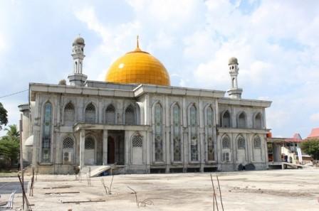 Wisata Sejarah di Masjid Senapelan Pekanbaru, 1. Objek Wisata Keluarga Riau Fantasi , 2. Tempat Rekreasi Kebun Binatang Sang Kulim , 3. Destinasi Wisata Danau Buatan Lembah Sari , 4. Objek Wisata Taman Rekreasi Alam Mayang di Pekanbaru, 5. Tempat Wisata Seru Istana Siak Sri Indrapura , 6. Objek Wisata Religi Masjid Agung An Nur di Pekanbaru, 7. Tempat Wisata Edukasi Perpustakaan Soeman H.S di Pekanbaru, 8. Wisata Sejarah di Masjid Senapelan Pekanbaru, 9. Tempat Wisata Belanja Pasar Bawah di Pekanbaru, 10. Wisata Belanja Oleh-oleh Dekranasda di Pekanbaru, 11. Objek Wisata Sejarah Museum Sang Nila Utama , 12. Tempat Wisata Alam Air Terjun Aek Martua, 13. Liburan Seru ke Anjungan Seni Idrus Tintin di Pekanbaru, 14. Objek Wisata Alam Air Terjun Guruh Gemurai di Pekanbaru, 15. Destinasi Wisata Desa Okura di Pekanbaru, 16. Liburan ke Taman Hutan Raya Sultan Syarif Kasim, 17. Objek Wisata Seru Sungai Kampar, 18. Tempat Wisata Kuliner Sup Tunjang Tribuana di Pekanbaru, 19. Tempat Makan yang Enak RM Baung, 20. Air Terjun Batu Dinding , 21. Taman Putri Kaca Mayang, 22. Wisata Budaya di Balai Adat Riau, 23. Menikmati Kopi di Kedai Kopi Kawasan Hang Tuah, 24. Air Terjun Batang Kapas, 25. Rainbow Hills Rumbai, 26. Bukit Kapur Air Hitam, 27. Hutan Kota Pekanbaru, 28. Danau Bandar Kayangan, 29. Citraland Waterpark, 30. Kuantan Regency Waterpark, 31. Taman Wisata Alam Mayang, 32. Agrowisata Tenayan Raya, 33. Taman Kota Pekanbaru, 34. Arboretum Universitas Riau, 35. Trans Studio Mini Pekanbaru, 36. Kawah Biru, 37. Teluk Jering, 38. Candi Muara Takus