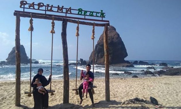 via IG @el_ishaqi, Pantai Papuma Jember , Pulau Nusa Barong, Tiket Masuk Pantai Papuma Jember, Momen Terbaik di Pantai Papuma, Penginapan di Pantai Papuma, Rute ke Pantai Papuma Jember , Mitos yang Berkembang di Papuma Jember Jawa Timur, Keindahan Pantai Papuma, Daya Tarik Pantai Tanjung Papuma, Ingin mengunjungi  Pantai Tanjung Papuma?