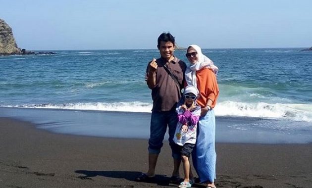 via IG @zahraautocentre, Pantai Papuma Jember , Pulau Nusa Barong, Tiket Masuk Pantai Papuma Jember, Momen Terbaik di Pantai Papuma, Penginapan di Pantai Papuma, Rute ke Pantai Papuma Jember , Mitos yang Berkembang di Papuma Jember Jawa Timur, Keindahan Pantai Papuma, Daya Tarik Pantai Tanjung Papuma, Ingin mengunjungi  Pantai Tanjung Papuma?