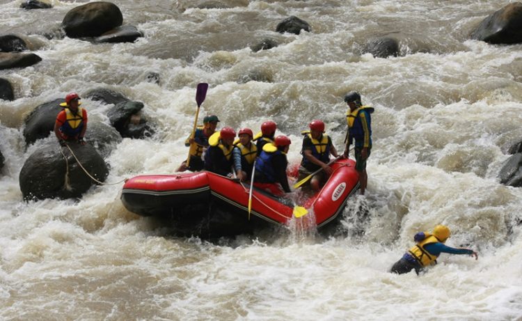 Arum Jeram Serayu via Dieng Cool, Lokasi Tempat Wisata Eksotis Di Wonosobo, Kuliner Khas Wonosobo, Penginapan Murah Di Kabupaten Wonososbo, Tarif Masuk Ke Tempat Wisata Di Daerah Wonosobo, Rekomendasi Tempat Wisata Wonosobo