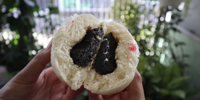 Bakpao Boldy via Malang Kota, 1. Bubur Ayam Agus, 2. Pecel Kawi, 3. Kuliner Malam Pos Ketan Legenda 1967, 4. Sate Landak Bu Ria, 5. Soto Geprak Mbah Djo, 6. Hot Cui Mie Gloria Malang, 7. Toko Oen, 8. Cafe Jagung Jaya Abadi, 9. Warung Ronde Titoni, 10. Depot Hok Lay, 11. Rumah Makan Cairo, 12. Putu Lanang Celaket, 13. Bakpao Boldy, 14. Mie Gajah Mada, 15. Rujak Cingur Bude Ruk, 16. Warung Lama Haji Ridwan, 17. Depot Tahu Lontong Lonceng, 18. Burger Buto, 19. Pia Mangkok Malang, 20. STMJ Glintung, 21. Mie Iblis Malang, 22. Surabi Gendut, 23. Gado-Gado Citra Kota Malang, 23. Bakso President, 24. Lesehan Pak H. SHOLEH, 25. Lesehan Yogyakarta Malang, 26. Taman Indie Resto Malang, 27. Amsterdam Garden Resto & Steak House Malang, 28. Malibu Steak ‘n’ Pizza Malang, 29. Padi Resto Galeri Malang, 30. Ikan Bakar 52 Malang, 31. Ikan Goreng Pangeran Muda Malang, 32. Ikan Bakar Cianjur ( IBC ), 33. Pondok Desa Kampung Telaga Malang, 34. Javanine Restaurant, 35. Rumah Makan Inggil, 36. Bakso Bakar Trowulan, 37. Depot Rawon Nguling, 38. WellDuck Bebek Goreng & Bakar, 39. Ayam Kremes Madura Potre Koneng, 40. Bakso Bakar Pahlawan Trip Malang, 41. Harmoni Resto Cafe Malang, 42. Baegopa Malang, 43. Pecel Pyuur (Brisam) Malang, 44. Mie Tomcat Malang, 45. Rawon Brintik, Warung Bu Napsiah Malang, 46. Noodle Inc Malang, 47. Bakso Kota Cak Man Malang, 48. Warung Spesial Sambal Malang, 49. Mie Jogging Malang, 50. Ayam Bakar Lientang Malang, 51. Dapur Resto Kota Malang, 52. Waroeng Bamboe Lesehan Sidomulyo, 53. Omah Kitir Cafe Factory, 54. Waroeng Lesehan Pring Pethuk, 53. Melati Restaurant, 54. Rumah Opa Kitchen And Lounge, 55. Rumah Coffee Loe Mien Toe, 56. Madam Wang Secret Garden, 57. Daerah Payung, 58. Rumah Sosis, 59. Jungle Fast Food Resto, 60. Ria Djenaka Batu, 61. Warung Sate Kelinci, 62. Warung Wareg, 63. Sate Hotplet, 64. Racel Risol, 65. Illy Cafe Lai Lai, 66. Ayam Pakuan, 67. Warung Mie Setan, 68. Orem-orem Khas Arema, 69. Surabi Imut, 70. Bakso Bakar Pak Man, 71. Cwie Mie Malang, 72. Sate dan Gule Kambing Haji Paino Bunul (Tahun 1973 – Sekarang), 73. Depot Soto Lombok (Tahun 1955 – Sekarang), 74. Soto Daging Pak Markeso (Tahun 1950 – Sekarang), 75. Soto Daging Rahayu (sejak 1928), 76. Warung Bu Haji AREMA