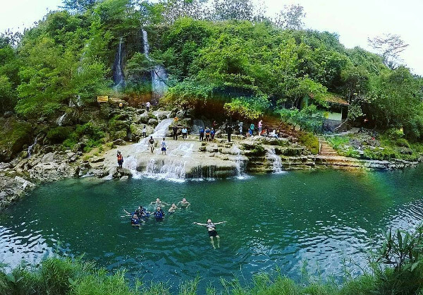Desa Wisata Bleberan via Kanaljogja, 1. Pantai Pok Tunggal, 2. Pantai Siung, 3. Pantai Indrayanti (Pantai Pulang Sawal), 4. Pantai Baron, 5. Pantai Jogan, 6. Pantai Sundak, 7. Pantai Krakal, 8. Goa Gelatik, 9. Air Terjun Sri Gethuk, 10. Gua Seropan, 11. Gua Jomblang, 12. Cave Tubing Kalisuci, 13. Gunung Nglanggeran, 14. Pantai Sadranan, 15. Bukit Bintang, 16. Pantai Ngobaran, 17. Pantai Gesing, 18. Bukit Kosakora, 19. Pantai Wedi Ombo, 20. Pantai Slili, 21. Pantai Timang, 22. Pantai Jungwok, 23. Rafting di Kali Oyo Gunungkidul, 24. Pantai Seruni, 25. Pantai Drini, 26. Pantai Sepanjang, 27. Goa Bribin, 28. Goa Kalisuci Gunung Kidul, 29. Alun-alun Wonosari (Alun-alun Pemda), 30. Pantai Kukup, Desa Kemadang, Kecamatan Tanjungsari, 31. Embung Batara Sriten, 32. Pantai Sadeng, 33. Goa Cokro, 34. Goa Lowo, 35. Pantai Ngrenehan, 36. Gua Maria Tritis, 37. Desa Wisata Jelok, 38. Desa Wisata Nglanggeran, 39. Goa Jomblang – Grubug, 40. Goa Paesan, 41. Gunung Patuk atau Bukit Hargodumilah, 42. Gunung Gambar, 43. Telaga Jonge, 44. Dam Beton Indah dan Bendungan Simo, 45. Rest Area Bunder, 46. Goa Cerme, 47. Goa Langse, 48. Pantai Ngandong, 49. Gunung Kendil, 50. Goa Cokakan, 51. Gunung Api Purba Nglanggeran, 52. Bengawan Solo Purba (Telaga Suling), 53. Desa Wisata Umbulrejo, 54. Kawasan Karst Pegunungan Sewu, 55. Telaga Kemuning, 56. Hutan Wanagama, 57. Situs Gambirowati atau Pesanggrahan Gambirowati, 58. Goa Jlamprong, Goa Gesing, Goa Sinden, 59. Desa Wisata Bejiharjo, 60. Desa Wisata Bleberan, 61. Desa Wisata Mojo, 62. Desa Wisata Bobung, 63. Desa Wisata Wonosadi, 64. Desa Wisata Garotan, 65. Lembah Karst Mulo, 66. Hutan Bunder, 67. Hutan Wonosadi, 68. Situs Megalitik Sokoliman, 69. Situs Gunungbang, 70. Pertapaan Kembang Lampir, 71. Pantai Nguyahan, 72. Goa Rancang Kencono