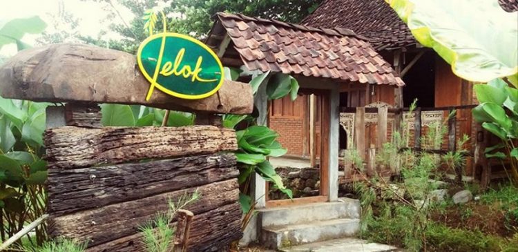 Desa Wisata Jelok (dewielok), 1. Pantai Pok Tunggal, 2. Pantai Siung, 3. Pantai Indrayanti (Pantai Pulang Sawal), 4. Pantai Baron, 5. Pantai Jogan, 6. Pantai Sundak, 7. Pantai Krakal, 8. Goa Gelatik, 9. Air Terjun Sri Gethuk, 10. Gua Seropan, 11. Gua Jomblang, 12. Cave Tubing Kalisuci, 13. Gunung Nglanggeran, 14. Pantai Sadranan, 15. Bukit Bintang, 16. Pantai Ngobaran, 17. Pantai Gesing, 18. Bukit Kosakora, 19. Pantai Wedi Ombo, 20. Pantai Slili, 21. Pantai Timang, 22. Pantai Jungwok, 23. Rafting di Kali Oyo Gunungkidul, 24. Pantai Seruni, 25. Pantai Drini, 26. Pantai Sepanjang, 27. Goa Bribin, 28. Goa Kalisuci Gunung Kidul, 29. Alun-alun Wonosari (Alun-alun Pemda), 30. Pantai Kukup, Desa Kemadang, Kecamatan Tanjungsari, 31. Embung Batara Sriten, 32. Pantai Sadeng, 33. Goa Cokro, 34. Goa Lowo, 35. Pantai Ngrenehan, 36. Gua Maria Tritis, 37. Desa Wisata Jelok, 38. Desa Wisata Nglanggeran, 39. Goa Jomblang – Grubug, 40. Goa Paesan, 41. Gunung Patuk atau Bukit Hargodumilah, 42. Gunung Gambar, 43. Telaga Jonge, 44. Dam Beton Indah dan Bendungan Simo, 45. Rest Area Bunder, 46. Goa Cerme, 47. Goa Langse, 48. Pantai Ngandong, 49. Gunung Kendil, 50. Goa Cokakan, 51. Gunung Api Purba Nglanggeran, 52. Bengawan Solo Purba (Telaga Suling), 53. Desa Wisata Umbulrejo, 54. Kawasan Karst Pegunungan Sewu, 55. Telaga Kemuning, 56. Hutan Wanagama, 57. Situs Gambirowati atau Pesanggrahan Gambirowati, 58. Goa Jlamprong, Goa Gesing, Goa Sinden, 59. Desa Wisata Bejiharjo, 60. Desa Wisata Bleberan, 61. Desa Wisata Mojo, 62. Desa Wisata Bobung, 63. Desa Wisata Wonosadi, 64. Desa Wisata Garotan, 65. Lembah Karst Mulo, 66. Hutan Bunder, 67. Hutan Wonosadi, 68. Situs Megalitik Sokoliman, 69. Situs Gunungbang, 70. Pertapaan Kembang Lampir, 71. Pantai Nguyahan, 72. Goa Rancang Kencono