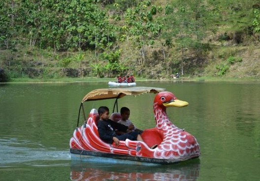 Desa Wisata Umbulrejo, 1. Pantai Pok Tunggal, 2. Pantai Siung, 3. Pantai Indrayanti (Pantai Pulang Sawal), 4. Pantai Baron, 5. Pantai Jogan, 6. Pantai Sundak, 7. Pantai Krakal, 8. Goa Gelatik, 9. Air Terjun Sri Gethuk, 10. Gua Seropan, 11. Gua Jomblang, 12. Cave Tubing Kalisuci, 13. Gunung Nglanggeran, 14. Pantai Sadranan, 15. Bukit Bintang, 16. Pantai Ngobaran, 17. Pantai Gesing, 18. Bukit Kosakora, 19. Pantai Wedi Ombo, 20. Pantai Slili, 21. Pantai Timang, 22. Pantai Jungwok, 23. Rafting di Kali Oyo Gunungkidul, 24. Pantai Seruni, 25. Pantai Drini, 26. Pantai Sepanjang, 27. Goa Bribin, 28. Goa Kalisuci Gunung Kidul, 29. Alun-alun Wonosari (Alun-alun Pemda), 30. Pantai Kukup, Desa Kemadang, Kecamatan Tanjungsari, 31. Embung Batara Sriten, 32. Pantai Sadeng, 33. Goa Cokro, 34. Goa Lowo, 35. Pantai Ngrenehan, 36. Gua Maria Tritis, 37. Desa Wisata Jelok, 38. Desa Wisata Nglanggeran, 39. Goa Jomblang – Grubug, 40. Goa Paesan, 41. Gunung Patuk atau Bukit Hargodumilah, 42. Gunung Gambar, 43. Telaga Jonge, 44. Dam Beton Indah dan Bendungan Simo, 45. Rest Area Bunder, 46. Goa Cerme, 47. Goa Langse, 48. Pantai Ngandong, 49. Gunung Kendil, 50. Goa Cokakan, 51. Gunung Api Purba Nglanggeran, 52. Bengawan Solo Purba (Telaga Suling), 53. Desa Wisata Umbulrejo, 54. Kawasan Karst Pegunungan Sewu, 55. Telaga Kemuning, 56. Hutan Wanagama, 57. Situs Gambirowati atau Pesanggrahan Gambirowati, 58. Goa Jlamprong, Goa Gesing, Goa Sinden, 59. Desa Wisata Bejiharjo, 60. Desa Wisata Bleberan, 61. Desa Wisata Mojo, 62. Desa Wisata Bobung, 63. Desa Wisata Wonosadi, 64. Desa Wisata Garotan, 65. Lembah Karst Mulo, 66. Hutan Bunder, 67. Hutan Wonosadi, 68. Situs Megalitik Sokoliman, 69. Situs Gunungbang, 70. Pertapaan Kembang Lampir, 71. Pantai Nguyahan, 72. Goa Rancang Kencono