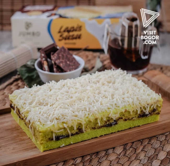Foto Lapis Susu Alpukat by Visit Bogor, 1. Restoran Gurih 7, 2. Menikmati Lapis Susu Alpukat dari Jumbo – Jumpa Bogor, 3. Menjajal Bakso Bumbu Rujak, Strudel Bogor &amp; Bubur Sumsum Ice dari Boogie Dessert House, 4. Death by Chocolate &amp; Spaghetti, 5. Momo Milk, 6. Pia Apple Pie, 7. Lasagna Gulung, 8. Macaroni Panggang, 9. Rumah Cupcakes &amp; BBQ, 10. Pizza Kayu Bakar Kedai Kita, 11. Cungkring, 12. Waroeng Taman, 13. Bapatong, 14. Ayam Goreng Aroma, 15. Sop Duren Lodaya, 16. Daiji Ramen, 17. Dillenia Kitchen, 18. Kedai Soto Ibu Rahayu, 19. Iga Bakar Jogja, 20. Mie Janda, 21. Bebek H. Slamet, 22. Resto Cimory, 23. Bebek Pak Ndut, 24. Soto Bogor Pak Salam, 25. Bakso Setan, 26. Martabak Air Mancur, 27. Toge Goreng Mang Gebro, 28. Mie Rampok, 29. Waroeng Steak and Shake, 30. Pizza Meteran, 31. Ceker Ranjau, 32. Sate Sumsum dan Ginjal Sapi Pak Oo, 33. Kedai Bakso Seuseupan, 34. Ayam Goreng Resto Mbok Berek, 35. Nasi Uduk Bansus, 36. Laksa kp Cincau, 37. Ayo Rasakan Kenangan dari Masakan Oma di Waroenk Talubi!, 38. Sop Buah Pak Ewok, 39. Asinan Jagung Bakar, 40. Agri Park