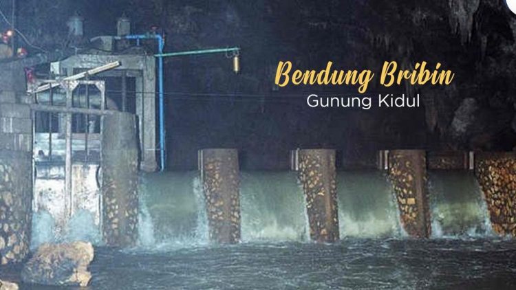 Goa Bribin, 1. Pantai Pok Tunggal, 2. Pantai Siung, 3. Pantai Indrayanti (Pantai Pulang Sawal), 4. Pantai Baron, 5. Pantai Jogan, 6. Pantai Sundak, 7. Pantai Krakal, 8. Goa Gelatik, 9. Air Terjun Sri Gethuk, 10. Gua Seropan, 11. Gua Jomblang, 12. Cave Tubing Kalisuci, 13. Gunung Nglanggeran, 14. Pantai Sadranan, 15. Bukit Bintang, 16. Pantai Ngobaran, 17. Pantai Gesing, 18. Bukit Kosakora, 19. Pantai Wedi Ombo, 20. Pantai Slili, 21. Pantai Timang, 22. Pantai Jungwok, 23. Rafting di Kali Oyo Gunungkidul, 24. Pantai Seruni, 25. Pantai Drini, 26. Pantai Sepanjang, 27. Goa Bribin, 28. Goa Kalisuci Gunung Kidul, 29. Alun-alun Wonosari (Alun-alun Pemda), 30. Pantai Kukup, Desa Kemadang, Kecamatan Tanjungsari, 31. Embung Batara Sriten, 32. Pantai Sadeng, 33. Goa Cokro, 34. Goa Lowo, 35. Pantai Ngrenehan, 36. Gua Maria Tritis, 37. Desa Wisata Jelok, 38. Desa Wisata Nglanggeran, 39. Goa Jomblang – Grubug, 40. Goa Paesan, 41. Gunung Patuk atau Bukit Hargodumilah, 42. Gunung Gambar, 43. Telaga Jonge, 44. Dam Beton Indah dan Bendungan Simo, 45. Rest Area Bunder, 46. Goa Cerme, 47. Goa Langse, 48. Pantai Ngandong, 49. Gunung Kendil, 50. Goa Cokakan, 51. Gunung Api Purba Nglanggeran, 52. Bengawan Solo Purba (Telaga Suling), 53. Desa Wisata Umbulrejo, 54. Kawasan Karst Pegunungan Sewu, 55. Telaga Kemuning, 56. Hutan Wanagama, 57. Situs Gambirowati atau Pesanggrahan Gambirowati, 58. Goa Jlamprong, Goa Gesing, Goa Sinden, 59. Desa Wisata Bejiharjo, 60. Desa Wisata Bleberan, 61. Desa Wisata Mojo, 62. Desa Wisata Bobung, 63. Desa Wisata Wonosadi, 64. Desa Wisata Garotan, 65. Lembah Karst Mulo, 66. Hutan Bunder, 67. Hutan Wonosadi, 68. Situs Megalitik Sokoliman, 69. Situs Gunungbang, 70. Pertapaan Kembang Lampir, 71. Pantai Nguyahan, 72. Goa Rancang Kencono