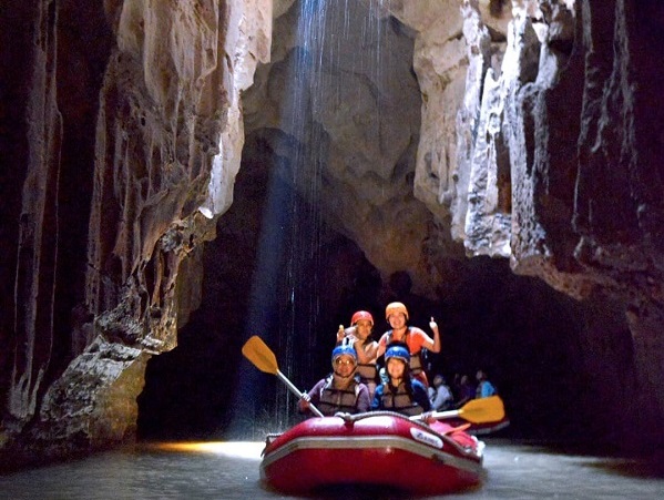 Goa Kalisuci Gunung Kidul via Garasi Jogja, 1. Pantai Pok Tunggal, 2. Pantai Siung, 3. Pantai Indrayanti (Pantai Pulang Sawal), 4. Pantai Baron, 5. Pantai Jogan, 6. Pantai Sundak, 7. Pantai Krakal, 8. Goa Gelatik, 9. Air Terjun Sri Gethuk, 10. Gua Seropan, 11. Gua Jomblang, 12. Cave Tubing Kalisuci, 13. Gunung Nglanggeran, 14. Pantai Sadranan, 15. Bukit Bintang, 16. Pantai Ngobaran, 17. Pantai Gesing, 18. Bukit Kosakora, 19. Pantai Wedi Ombo, 20. Pantai Slili, 21. Pantai Timang, 22. Pantai Jungwok, 23. Rafting di Kali Oyo Gunungkidul, 24. Pantai Seruni, 25. Pantai Drini, 26. Pantai Sepanjang, 27. Goa Bribin, 28. Goa Kalisuci Gunung Kidul, 29. Alun-alun Wonosari (Alun-alun Pemda), 30. Pantai Kukup, Desa Kemadang, Kecamatan Tanjungsari, 31. Embung Batara Sriten, 32. Pantai Sadeng, 33. Goa Cokro, 34. Goa Lowo, 35. Pantai Ngrenehan, 36. Gua Maria Tritis, 37. Desa Wisata Jelok, 38. Desa Wisata Nglanggeran, 39. Goa Jomblang – Grubug, 40. Goa Paesan, 41. Gunung Patuk atau Bukit Hargodumilah, 42. Gunung Gambar, 43. Telaga Jonge, 44. Dam Beton Indah dan Bendungan Simo, 45. Rest Area Bunder, 46. Goa Cerme, 47. Goa Langse, 48. Pantai Ngandong, 49. Gunung Kendil, 50. Goa Cokakan, 51. Gunung Api Purba Nglanggeran, 52. Bengawan Solo Purba (Telaga Suling), 53. Desa Wisata Umbulrejo, 54. Kawasan Karst Pegunungan Sewu, 55. Telaga Kemuning, 56. Hutan Wanagama, 57. Situs Gambirowati atau Pesanggrahan Gambirowati, 58. Goa Jlamprong, Goa Gesing, Goa Sinden, 59. Desa Wisata Bejiharjo, 60. Desa Wisata Bleberan, 61. Desa Wisata Mojo, 62. Desa Wisata Bobung, 63. Desa Wisata Wonosadi, 64. Desa Wisata Garotan, 65. Lembah Karst Mulo, 66. Hutan Bunder, 67. Hutan Wonosadi, 68. Situs Megalitik Sokoliman, 69. Situs Gunungbang, 70. Pertapaan Kembang Lampir, 71. Pantai Nguyahan, 72. Goa Rancang Kencono