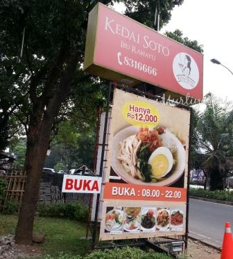 Kedai Soto Ibu Rahayu, 1. Restoran Gurih 7, 2. Menikmati Lapis Susu Alpukat dari Jumbo – Jumpa Bogor, 3. Menjajal Bakso Bumbu Rujak, Strudel Bogor &amp; Bubur Sumsum Ice dari Boogie Dessert House, 4. Death by Chocolate &amp; Spaghetti, 5. Momo Milk, 6. Pia Apple Pie, 7. Lasagna Gulung, 8. Macaroni Panggang, 9. Rumah Cupcakes &amp; BBQ, 10. Pizza Kayu Bakar Kedai Kita, 11. Cungkring, 12. Waroeng Taman, 13. Bapatong, 14. Ayam Goreng Aroma, 15. Sop Duren Lodaya, 16. Daiji Ramen, 17. Dillenia Kitchen, 18. Kedai Soto Ibu Rahayu, 19. Iga Bakar Jogja, 20. Mie Janda, 21. Bebek H. Slamet, 22. Resto Cimory, 23. Bebek Pak Ndut, 24. Soto Bogor Pak Salam, 25. Bakso Setan, 26. Martabak Air Mancur, 27. Toge Goreng Mang Gebro, 28. Mie Rampok, 29. Waroeng Steak and Shake, 30. Pizza Meteran, 31. Ceker Ranjau, 32. Sate Sumsum dan Ginjal Sapi Pak Oo, 33. Kedai Bakso Seuseupan, 34. Ayam Goreng Resto Mbok Berek, 35. Nasi Uduk Bansus, 36. Laksa kp Cincau, 37. Ayo Rasakan Kenangan dari Masakan Oma di Waroenk Talubi!, 38. Sop Buah Pak Ewok, 39. Asinan Jagung Bakar, 40. Agri Park