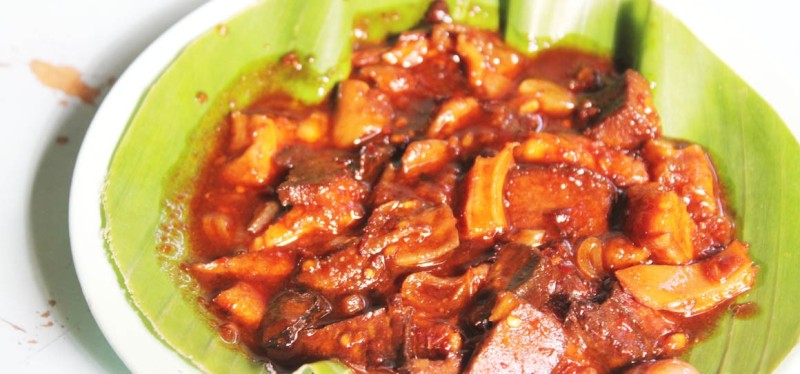 Kuliner Semarang Babat Gongso, 1. Lunpia Gang Lombok , 2. Tahu Gimbal HAJI EDY (sejak 1972), 3. Tahu Pong Gajah Mada Semarang, 4. Pisang Plenet “Pak Yuli”, 5. Bandeng Presto, 6. Kuliner Semarang Mie Ramor, 7. Wingko Babat Pak Moel, 8. Kuliner Semarang Es Puter Cong Lik , 9. Nasi Goreng Babat Pak Karmin Mberok Legendaris , 10. Mie Kopyok Pak Dhuwur, 11. Aneka Nasi Ayam Semarang, 12. Nasi Gandul Pak Memet, 13. Kuliner Semarang Soto Bangkong Pak Sholeh, 14. Wedangan Pak Mardi, 15. Bakso Kakap Pak Wahid, 16. Ayam &amp; Bebek Goreng “Sari Rasa” (Pak Thori), 17. Kuliner Semarang Sate Kalak by Grill On, 18. Gulai Kambing Bustaman Pak Sabar, 19. D’Cost Semarang , 20. Tandhok Iga Bakar dan Kopi, 21. Ayam Goreng Spesial Lombok Idjo, 22. Pasar Semawis aka Warung Semawis, 23. Angkringan Pak Gik Gajahmada, 24. Warung Makan Asem-Asem Koh Liem, 25. Angkringan Gaul Ampiran 3 Semarang, 26. Bakmi Jowo Pak Gareng, 27. Restoran Kampung Laut Semarang, 28. Pesta Keboen Restoran, 29. Soto Pak No Semarang, 30. Mangut Welut Warung Bu Nasima Semarang, 31. Gudeg Koyor Mbak Tum – Peterongan, 32. Nasi Goreng Babat Hengky, 33. Depot Sukses Semarang, 34. Gudeg Abimanyu Semarang, 35. Waroeng Steak &amp; Shake Semarang, 36. Nasi Goreng Babat Pak Taman, 37. Nasi Kebuli Djawas Semarang, 38. Waroeng Kaligarong, 39. Kue Lekker Paimo