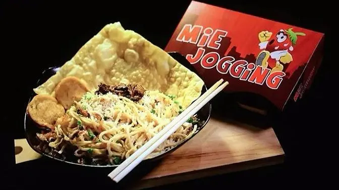 Mie Jogging Malang, 1. Bubur Ayam Agus, 2. Pecel Kawi, 3. Kuliner Malam Pos Ketan Legenda 1967, 4. Sate Landak Bu Ria, 5. Soto Geprak Mbah Djo, 6. Hot Cui Mie Gloria Malang, 7. Toko Oen, 8. Cafe Jagung Jaya Abadi, 9. Warung Ronde Titoni, 10. Depot Hok Lay, 11. Rumah Makan Cairo, 12. Putu Lanang Celaket, 13. Bakpao Boldy, 14. Mie Gajah Mada, 15. Rujak Cingur Bude Ruk, 16. Warung Lama Haji Ridwan, 17. Depot Tahu Lontong Lonceng, 18. Burger Buto, 19. Pia Mangkok Malang, 20. STMJ Glintung, 21. Mie Iblis Malang, 22. Surabi Gendut, 23. Gado-Gado Citra Kota Malang, 23. Bakso President, 24. Lesehan Pak H. SHOLEH, 25. Lesehan Yogyakarta Malang, 26. Taman Indie Resto Malang, 27. Amsterdam Garden Resto & Steak House Malang, 28. Malibu Steak ‘n’ Pizza Malang, 29. Padi Resto Galeri Malang, 30. Ikan Bakar 52 Malang, 31. Ikan Goreng Pangeran Muda Malang, 32. Ikan Bakar Cianjur ( IBC ), 33. Pondok Desa Kampung Telaga Malang, 34. Javanine Restaurant, 35. Rumah Makan Inggil, 36. Bakso Bakar Trowulan, 37. Depot Rawon Nguling, 38. WellDuck Bebek Goreng & Bakar, 39. Ayam Kremes Madura Potre Koneng, 40. Bakso Bakar Pahlawan Trip Malang, 41. Harmoni Resto Cafe Malang, 42. Baegopa Malang, 43. Pecel Pyuur (Brisam) Malang, 44. Mie Tomcat Malang, 45. Rawon Brintik, Warung Bu Napsiah Malang, 46. Noodle Inc Malang, 47. Bakso Kota Cak Man Malang, 48. Warung Spesial Sambal Malang, 49. Mie Jogging Malang, 50. Ayam Bakar Lientang Malang, 51. Dapur Resto Kota Malang, 52. Waroeng Bamboe Lesehan Sidomulyo, 53. Omah Kitir Cafe Factory, 54. Waroeng Lesehan Pring Pethuk, 53. Melati Restaurant, 54. Rumah Opa Kitchen And Lounge, 55. Rumah Coffee Loe Mien Toe, 56. Madam Wang Secret Garden, 57. Daerah Payung, 58. Rumah Sosis, 59. Jungle Fast Food Resto, 60. Ria Djenaka Batu, 61. Warung Sate Kelinci, 62. Warung Wareg, 63. Sate Hotplet, 64. Racel Risol, 65. Illy Cafe Lai Lai, 66. Ayam Pakuan, 67. Warung Mie Setan, 68. Orem-orem Khas Arema, 69. Surabi Imut, 70. Bakso Bakar Pak Man, 71. Cwie Mie Malang, 72. Sate dan Gule Kambing Haji Paino Bunul (Tahun 1973 – Sekarang), 73. Depot Soto Lombok (Tahun 1955 – Sekarang), 74. Soto Daging Pak Markeso (Tahun 1950 – Sekarang), 75. Soto Daging Rahayu (sejak 1928), 76. Warung Bu Haji AREMA
