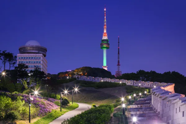 Namsan Seoul Tower - tempat wisata di Korea Selatan, 1. Istana Gyeongbok (Gyeongbokgung) – Kyŏngbokkung, 2. Lotte World, 3. Pulau Jeju, 4. Bomun Pavilion, Gyeongju, 5. Yang Dong Traditional Village, 6. Seomjin River Train Village, 7. Seongsan Sunrise Peak, 8. Stasiun Kyeong-Wha, Jinhae, 9. Taepyeong Salt Farm, 10. Boseong Green Tea Field, 11. Monumen Peringatan Perang Korea, 12. Teater Nanta di MyeongDong, 13. Taman Nasional Bukhansan, 14. Seoul Arts Center (Pusat Kesenian Seoul), 15. Istana Changdeok (Changdeokgung), 16. Uleung Island Seaside Road, 17. Tempat Wisata Belanja Myeongdong, 18. Bukchon Village, 19. Namsan Seoul Tower ( N Seoul Tower), 20. National Folk Museum of Korea (Museum Nasional Rakyat Korea), 21. Olympic Park, 22. Incheon, 23. Garden of Morning Calm, 24. Taebaek Snow Festival, 25. Gunung Naejangsan, 26. Korean Demilitarized Zone atau DMZ, 27. Namsangol Hanok Village, 28. Pulau Nami, 29. Everland Theme Park, 30. Cheonggyecheon River, 31. Gangnam District, 32. Hongdae, 33. Gamcheon culture village, 34. Pulau Udo, 35. National Gwacheon Science Museum
