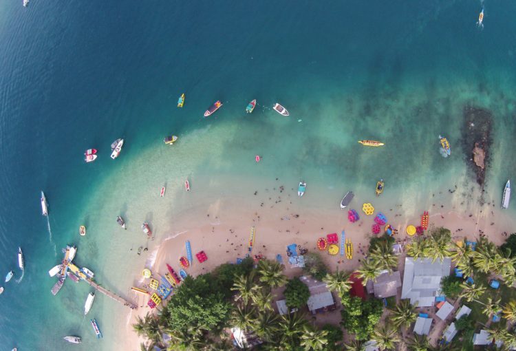Pantai Carocok Painan, 1. Jam Gadang di Bukit Tinggi, 2. Istana Baso Pagaruyung, 3. Pantai Carocok Painan, 4. Lobang Jepang, 5. Pantai Padang ‘Nan Rancak Bana’ , 6. Pantai Gandoriah Pariaman, 7. Puncak Lawang Maninjau, 8. Lembah Anai , 9. Museum Adityawarman, 10. Pantai Muaro Padang & Jembatan Siti Nurbaya, 11. Pantai Kata Pariaman, 12. Benteng Fort de Kock, 13. Ngarai Sianok, 14. Pantai Cermin, 15. Wisata Pantai Caroline/Carolina, 16. Air Panas Bukik Kili, 17. Danau Maninjau, 18. Pemandian Lubuk Minturun, 19. Lembah Harau , 20. Puncak Anai (Pemandian dan Camping Ground), 21. Pesona Kepulauan Mentawai , 22. Janjang Seribu Great Wall of Koto Gadang, 23. Danau Singkarak, 24. Danau Diateh dan Danau Dibawah ( Danau Kembar ), 25. Pantai Aie Manih si Malin Kundang, 26. Pulau Cubadak, 27. Kawasan Wisata Mandeh, 28. Pulau Sikuai, 29. Tirta Alami, 30. Air Terjun Nyarai, 31. Pemandian Alam Sako Tapan, 32. Lubuak Bonta, 33. Lubuak Mato Kuciang, 34. Pemandian Alami Batang Tabik, 35. Lubuak Paraku, 36. Air Terjun Timbulun, 37. Muaro Binguang, 38. Ngalau Indah , 39. Jembatan Akar Pesisir Selatan, 40. Pulau Pasumpahan , 41. Pantai Nirwana, 42. Air Terjun Tigo Tingkek, 43. Air Terjun Sarasah Banyak Gariang, 44. Panorama Sitinjau Lauik, 45. Tapian Puti, 46. Lubuak Rantiang, 47. Sirukam Dairy Farm, 48. Puncak Gagoan, 49. Rumah Pohon Laing Park Solok, 50. Puncak Gobah, 51. Air Terjun Kapalo Banda Koto Hilalang, 52. Danau Talang – Solok, 53. Danau Dieteh dan Danau Dibawah, 54. Kebun Teh Alahan Panjang, Solok, 55. Jembatan Kelok Sembilan, 56. Air Terjun Lubuak Bulan, 57. Padang Mengatas, 58. Pulau Angso Duo Pariaman, 59. Pantai Tiram, 60. Puncak Langkisau