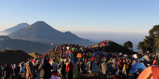 Pendakian Gunung Prau Wonosobo, Lokasi Tempat Wisata Eksotis Di Wonosobo, Kuliner Khas Wonosobo, Penginapan Murah Di Kabupaten Wonososbo, Tarif Masuk Ke Tempat Wisata Di Daerah Wonosobo, Rekomendasi Tempat Wisata Wonosobo