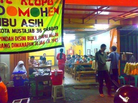 Sate Klopo Ondomohen Ny. Asih, Tempat Makan Enak di Surabaya, Tempat Makan Berupa Cafe di Surabaya, Tempat Wisata di Surabaya , Oleh-oleh Khas Surabaya , Makanan Khas Surabaya 