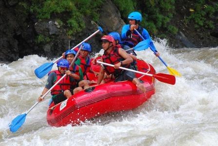Ayung Rafting, 1. Monkey Forest, 2. Istana Ubud, 3. Desa Visesa Ubud, 4. Pasar Seni Ubud, 5. Puri Saren Agung Ubud, 6. Goa Gajah (Elephant Cave), 7. Agung Rai Museum of Art (ARMA) Ubud, 8. Pura Taman Kemuda Saraswati, 9. Ayung Rafting, 10. Alas Harum Bali, 11. Tari Legong Mahabharata Di Puri Ubud, 12. Air Terjun Tegenungan, 13. Campuhan Ridge Walk, 14. Gunung Kawi Ubud, 15. Pura Kehen Ubud, 16. Tirta Empul Ubud, 17. Ubud me Sari Luwak Coffee, 18. Resto Bebek Bengil Ubud, 19. Bali Bird &amp; Reptile Park, 20. Museum Antonio Blanco Ubud, 21. Museum Rudana Ubud, 22. Nyuh Kuning Village, 23. Mason Elephant Park &amp; Lodge, 24. Museum Puri Lukisan Ubud, Museum Tertua di Bali, 25. Bali ATV Ride, 26. Desa Celuk, 27. The Yoga Barn, 28. Trekking Authentik Bali, 29. Swept Away at The Samaya Ubud, 30. La View Restaurant, 31. Seniman Coffee Studio, 32. Ketuts Bali Cooking Class, 33. Four Seasons Resort Bali At Sayan, 34. Hanging Gardens Of Bali, 35. Zen Hideaway, 36. Bali Pulina, 38. Museum Seni Neka Ubud, 39. Folk Pool &amp; Gardens