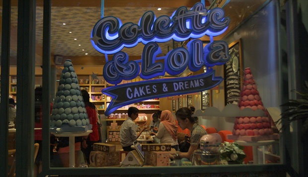 Colette & Lola via Tempo - Tempat makan enak di Jakarta, 1. Bandar Djakarta, 2. Nasi Goreng Kambing Kebon Sirih Sejak 1958, 3. Joni Steak, 4. Bebek Kaleyo Tebet, 5. Ayam Goreng Berkah, 6. Talaga Sampireun – Puri, 7. Bopet Mini Benhil, 8. Roti Bakar Eddy Blok M, 9. Kwetiaw Sapi 78 Mangga Besar, 10. Restoran Garuda, 11. Warung MJS, 12. Tugu Kuntskring Palais Jakarta, 13. Ragusa Es Italia, 14. Waroeng Sunda, 15. Holycow STEAKHOUSE, 16. Kaum Jakarta, 17. Bubur Kwang Tung, 18. Cerita Rasa Nusantara, 19. Kampung Kecil Kedoya Puri Kembangan, 20. Pagi Sore Cempaka Putih, 21. Social House Grand Indonesia, 22. Soto Betawi Haji Husen, 23. Restoran Beautika Khas Manado – Abdul Muis, 24. Ikan Bakar Cianjur, 25. Warmindo Abang Adek, 26. Bebek Bentu Cempaka Putih, 27. OTW Food Street, 28. Dim Sum Inc, 29. Nasi Gandul Bu Endang, 30. Warung Mak Dower, 31. Warung Nagih, 32. Ayam Goreng Gohyong Malaya, 33. Harum Manis, 34. Munik Restoran, 35. Smarapura Traditional Resto, 36. Anomali Coffee Setiabudi, 37. Sate Maranggi Haji Yetty, 38. Bungarampai, 39. Tony Roma’s, 40. Chinesefood 99 Pecenongan, 41. SINOÜ, 42. The Awan Lounge, 43. Waha Kitchen, 44. Gado-gado Bonbin, 45. Martabak Boss, 46. Colette Lola – Wolter Monginsidi, 47. Food Lab