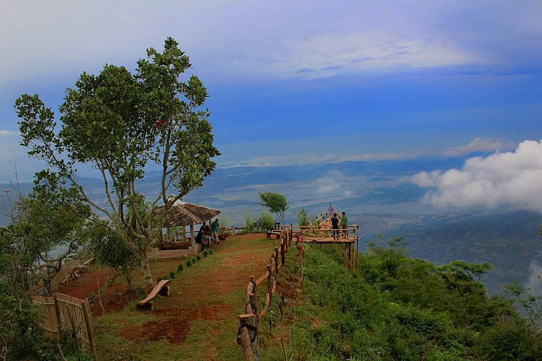 Lereng Kelir via Instagram.com @destinasigertas, Rekomendasi Tempat Wisata di Jawa Tengah, Tempat Wisata di Semarang Jawa Tengah, Tempat Wisata di Salatiga Jawa Tengah, Tempat Wisata di Purwokerto Jawa Tengah, Tempat Wisata di Purworejo, Tempat Wisata di Jawa Tengah Hits Lainnya