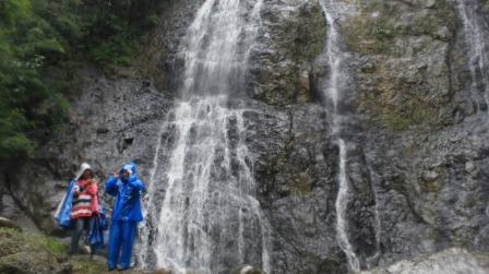 Curug Nyandung Kuningan, 1. Objek Wisata Pemandian Cibulan Kuningan, 2. Taman Nasional Gunung Ciremai , 3. Tempat Wisata Sejarah Situs Purbakala Cipari Kuningan, 4. Tempat Wisata Alam Curug Sidomba Kuningan, 5. Objek Wisata Taman Wisata Alam Linggajati Kuningan, 6. Objek Wisata Waduk Darma Kuningan , 7. Sumur Tujuh Cibulan, 8. Objek Wisata Telaga Remis Kuningan, 9. Objek Wisata Kebun Raya Kuningan, 10. Open Space Gallery Kuningan, 11. Tempat Wisata Sejarah Gedung Perundingan Linggarjati, 12. Pemandian Air Panas Sangkanurip Alami Kuningan, 13. Objek Wisata Lembah Cilengkrang Kuningan, 14. Balong Cigugur Kuningan, 15. Palutungan Kuningan, 16. The Mountain Recreation Park Kuningan, 17. Tempat Wisata Alam Curug Bangkong Kuningan , 18. Objek Wisata Taman Salsabila Kuningan, 19. Situ Cicerem Kuningan (Telaga Biru Cicerem), 20. Gunung Ciremai, 21. Desa Sitonjul Kuningan, 22. Telaga Nilem Kuningan, 23. Kolam Renang Sanggariang Kuningan, 24. Pemandian Air Panas Subang Kuningan, 25. Taman Cisantana, 26. Pusat Oleh-Oleh Kuningan, 27. Wisata Hutan Desa Setianegara, 28. Curug Ceret Kuningan, 29. Gua Maria Rahmat Sawer Cigugur, 30. Balong Keramat Darmaloka, 31. Bumi Perkemahan Ipukan Cisantana Kuningan , 32. Wisata Bukit Panembongan Kuningan, 33. Curug Gongseng, 34. Curug Nyandung Kuningan, 35. Pemandangan Indah Sukageuri Kuningan, 36. Curug Payung Kuningan, 37. Objek Wisata Alami Curug Ciputri Kuningan, 38. Kolam Terapi Ikan Cigugur Kuningan, 39. Paseban Tri Panca Tunggal, 40. Objek Wisata Hutan Kota Mayasih Kuningan, 41. Objek Wisata Hutan Kota Bungkirit Kuningan, 42. Objek Wisata Taman Kota Kuningan, 43. Objek Wisata Taman Cirendang Kuningan, 44. Objek Wisata Telaga Nilam Kuningan, 45. Objek Wisata Balong Dalem Jalaksana Kuningan, 46. Sangkan Resort Aqua Park