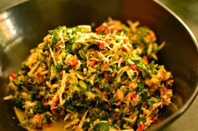 Lawar Kuwir Khas Bali, 1. Blayag Raja, 2. Lontong Jukut Serapah, 3. Nasi Tepeng Khas Bali, 4. Serombotan Khas Bali, 5. Rujak Kuah Pindang Khas Bali, 6. Sate Lilit Khas Bali, 7. Ayam/Bebek Betutu Khas Bali, 8. Bagiak Khas Bali, 9. Kacang Asin Khas Bali, 10. Lawar Kuwir Khas Bali, 11. Nasi Campur Ayam Bali, 12. Nasi Jinggo Khas Bali, 13. Tum Ayam Khas Bali, 14. Jaja Wajik Khas Bali, 15. Jaja Bendu Khas Bali, 16. Rujak Bulung Khas Bali, 17. Tipat Cantok Khas Bali, 18. Godoh Gedang Khas Bali, 19. Bubur Injin Khas Bali, 20. Bubur Mengguh Khas Bali, 21. Komoh Khas Bali, 22. Jukut Ares Khas Bali, 23. Nasi Sela (Ubi) Khas Bali, 24. Be Pasih Mesambel Matah, 25. Berengkes, 26. Gerang Sambel Bawang, 27. Sambel Bongkot, 28. Garangasem, 29. Jejeruk, 30. Jukut Serombotan, 31. Jukut Urab, 32. Nasi Bubuh, 33. Nasi Yasa, 34. Penyon, 35. Pesan Clengis, 36. Sate Kakul, 37. Sate Kablet, 38. Sate Plecing, 39. Telur Bumbu Bali