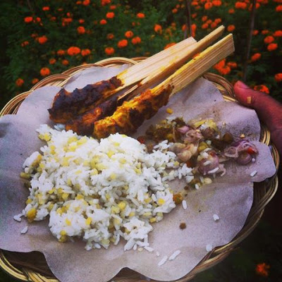 Nasi Sela (Ubi) Khas Bali, 1. Blayag Raja, 2. Lontong Jukut Serapah, 3. Nasi Tepeng Khas Bali, 4. Serombotan Khas Bali, 5. Rujak Kuah Pindang Khas Bali, 6. Sate Lilit Khas Bali, 7. Ayam/Bebek Betutu Khas Bali, 8. Bagiak Khas Bali, 9. Kacang Asin Khas Bali, 10. Lawar Kuwir Khas Bali, 11. Nasi Campur Ayam Bali, 12. Nasi Jinggo Khas Bali, 13. Tum Ayam Khas Bali, 14. Jaja Wajik Khas Bali, 15. Jaja Bendu Khas Bali, 16. Rujak Bulung Khas Bali, 17. Tipat Cantok Khas Bali, 18. Godoh Gedang Khas Bali, 19. Bubur Injin Khas Bali, 20. Bubur Mengguh Khas Bali, 21. Komoh Khas Bali, 22. Jukut Ares Khas Bali, 23. Nasi Sela (Ubi) Khas Bali, 24. Be Pasih Mesambel Matah, 25. Berengkes, 26. Gerang Sambel Bawang, 27. Sambel Bongkot, 28. Garangasem, 29. Jejeruk, 30. Jukut Serombotan, 31. Jukut Urab, 32. Nasi Bubuh, 33. Nasi Yasa, 34. Penyon, 35. Pesan Clengis, 36. Sate Kakul, 37. Sate Kablet, 38. Sate Plecing, 39. Telur Bumbu Bali