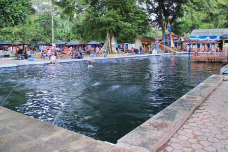 Objek Wisata Pemandian Cibulan Kuningan, 1. Objek Wisata Pemandian Cibulan Kuningan, 2. Taman Nasional Gunung Ciremai , 3. Tempat Wisata Sejarah Situs Purbakala Cipari Kuningan, 4. Tempat Wisata Alam Curug Sidomba Kuningan, 5. Objek Wisata Taman Wisata Alam Linggajati Kuningan, 6. Objek Wisata Waduk Darma Kuningan , 7. Sumur Tujuh Cibulan, 8. Objek Wisata Telaga Remis Kuningan, 9. Objek Wisata Kebun Raya Kuningan, 10. Open Space Gallery Kuningan, 11. Tempat Wisata Sejarah Gedung Perundingan Linggarjati, 12. Pemandian Air Panas Sangkanurip Alami Kuningan, 13. Objek Wisata Lembah Cilengkrang Kuningan, 14. Balong Cigugur Kuningan, 15. Palutungan Kuningan, 16. The Mountain Recreation Park Kuningan, 17. Tempat Wisata Alam Curug Bangkong Kuningan , 18. Objek Wisata Taman Salsabila Kuningan, 19. Situ Cicerem Kuningan (Telaga Biru Cicerem), 20. Gunung Ciremai, 21. Desa Sitonjul Kuningan, 22. Telaga Nilem Kuningan, 23. Kolam Renang Sanggariang Kuningan, 24. Pemandian Air Panas Subang Kuningan, 25. Taman Cisantana, 26. Pusat Oleh-Oleh Kuningan, 27. Wisata Hutan Desa Setianegara, 28. Curug Ceret Kuningan, 29. Gua Maria Rahmat Sawer Cigugur, 30. Balong Keramat Darmaloka, 31. Bumi Perkemahan Ipukan Cisantana Kuningan , 32. Wisata Bukit Panembongan Kuningan, 33. Curug Gongseng, 34. Curug Nyandung Kuningan, 35. Pemandangan Indah Sukageuri Kuningan, 36. Curug Payung Kuningan, 37. Objek Wisata Alami Curug Ciputri Kuningan, 38. Kolam Terapi Ikan Cigugur Kuningan, 39. Paseban Tri Panca Tunggal, 40. Objek Wisata Hutan Kota Mayasih Kuningan, 41. Objek Wisata Hutan Kota Bungkirit Kuningan, 42. Objek Wisata Taman Kota Kuningan, 43. Objek Wisata Taman Cirendang Kuningan, 44. Objek Wisata Telaga Nilam Kuningan, 45. Objek Wisata Balong Dalem Jalaksana Kuningan, 46. Sangkan Resort Aqua Park