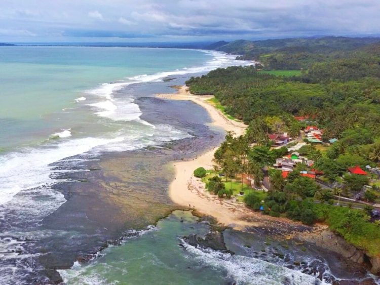 Pantai Karapyak Pangandaran