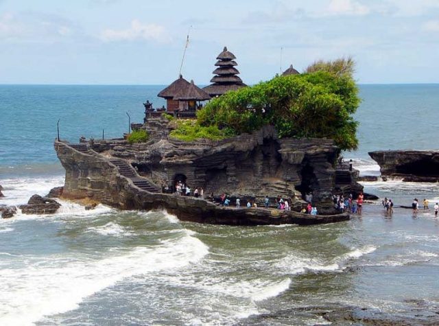 Pantai Tanah Lot, 1. Pantai Kuta Bali, 2. Double Six Beach, 3. Pantai Pandawa, 4. Pantai Padang Padang, 5. Pantai Sanur, 6. Pantai Blue Lagoon, 7. Pantai Bias Tugel Bali, 8. Pantai Green Bowl, 9. Pantai Atuh – DIAMOND BEACH NUSA PENIDA, 10. Pantai Geger, 11. Pantai Karma Kandara, 12. Pantai Soka, 13. Pantai Amed, 14. Pantai Pasir Putih – Virgin Beach, 15. Pantai Nusa Dua Bali, 16. Pantai Dreamland, 17. Pantai Balian, 18. Finn’s Beach, 19. Pantai Pulau Menjangan, 20. Dream Beach, 21. Pantai Balangan, 22. Pantai Jimbaran, 23. Pantai Lovina, 24. Pantai Padangbai, 25. Pantai Nusa Lembongan, 26. Pantai tanjung Benoa, 27. Pantai Legian, 28. Pantai Seminyak, 29. Pantai Kedonganan, 30. Pantai Canggu, 31. Pantai Tulamben Bali, 32. Pantai Blue Point (Suluban), 33. Pantai Medewi, 34. Pantai Tanah Lot, 35. Pantai Tegal Wangi, 36. Pantai Bingin, 37. Pantai Kayu Putih Bali, 38. Pantai Labuhan Amuk, 39. Pantai Yeh Leh, 40. Pantai Gunung Payung, 41. Pantai Nyang-Nyang, 42. Pantai Pemuteran, 43. Pantai Kelan, 44. Pantai Pererenan, 45. Pantai Goa Lawah (Timur Pura – Rest Area), 46. Padma Beach, 47. Pantai Candidasa, 48. Pantai Tanah Barak