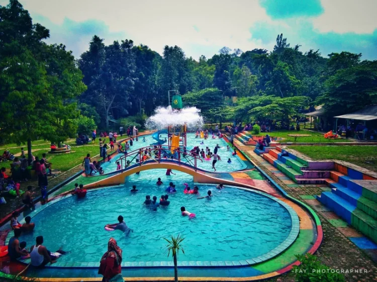 Taman Wisata Bukit Alam Hejo Foto by Fay Photograper, 1. Jembar Waterpark, 2. Perkebunan Teh Cipasung, 3. Goa Lalay, 4. Curug Muara Jaya, 5. Curug Sawer, 6. Talaga Herang, 7. Wisata Paralayang Gunung Panten, 8. Taman Wisata Bukit Alam Hejo, 9. Curug Tonjong, 10. Curug Cipeuteuy, 11. Air terjun Cibali, 12. Agro Batu Luhur, 13. Taman Buana Marga Majalengka (Taman Dinosaurus), 14. Situ Sangiang dan Makam Sunan Parung, 15. Pendakian Gunung Ciremai, 16. Curug Sempong, 17. Curug Awul, 18. Situ Cipanten, 19. Curug Campaga, 20. Curug Cipeureus, 21. Curug Puntang, 22. Panorama Cikebo, 23. Panorama Lemah Putih, 24. Situ Cikuda, 25. Bukit Panyaweuyan Argapura, 26. Wisata Situ Cipadung Desa Pajajar, 27. Wisata Cadas Gantung, 28. Air Terjun Embun Pelangi, 29. Air Terjun Cilutung, 30. Situ Janawi, 31. Taman Nasional Sadarehe, 32. Museum Talaga Manggung, 33. Rumah Adat Panjalin, 34. Gunung Cakrabuana, 35. Telaga di Petilasan Prabu Siliwangi, 36. Curug Ciwanda, 37. Curug Situhiang, 38. Taman Wisata Linggarjati, 39. Air Terjun Baligo, 40. Telaga Nila, 41. Kolam Renang Balong Sang Raja, 42. Gunung Batu Tilu, 43. Bukit Mercury Sayang Kaak, 44. Bendungan Raksasa Rentang, 45. Terasering Sawah Nangklak, 46. Gunung Ciwaru, 47. Puncak Sawiyah, 48. Ciboer Pass, 49. Curug Kapak Kuda, 50. Water Boom Tirta Indah, 51. Water Boom Rajawali ( Surya ), 52. Water Boom Tohaga, 53. Taman Ikan Bunderan , 54. Situ Batu di Desa Malausma, 55. Durian Sinapeul