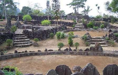 Tempat Wisata Sejarah Situs Purbakala Cipari Kuningan, 1. Objek Wisata Pemandian Cibulan Kuningan, 2. Taman Nasional Gunung Ciremai , 3. Tempat Wisata Sejarah Situs Purbakala Cipari Kuningan, 4. Tempat Wisata Alam Curug Sidomba Kuningan, 5. Objek Wisata Taman Wisata Alam Linggajati Kuningan, 6. Objek Wisata Waduk Darma Kuningan , 7. Sumur Tujuh Cibulan, 8. Objek Wisata Telaga Remis Kuningan, 9. Objek Wisata Kebun Raya Kuningan, 10. Open Space Gallery Kuningan, 11. Tempat Wisata Sejarah Gedung Perundingan Linggarjati, 12. Pemandian Air Panas Sangkanurip Alami Kuningan, 13. Objek Wisata Lembah Cilengkrang Kuningan, 14. Balong Cigugur Kuningan, 15. Palutungan Kuningan, 16. The Mountain Recreation Park Kuningan, 17. Tempat Wisata Alam Curug Bangkong Kuningan , 18. Objek Wisata Taman Salsabila Kuningan, 19. Situ Cicerem Kuningan (Telaga Biru Cicerem), 20. Gunung Ciremai, 21. Desa Sitonjul Kuningan, 22. Telaga Nilem Kuningan, 23. Kolam Renang Sanggariang Kuningan, 24. Pemandian Air Panas Subang Kuningan, 25. Taman Cisantana, 26. Pusat Oleh-Oleh Kuningan, 27. Wisata Hutan Desa Setianegara, 28. Curug Ceret Kuningan, 29. Gua Maria Rahmat Sawer Cigugur, 30. Balong Keramat Darmaloka, 31. Bumi Perkemahan Ipukan Cisantana Kuningan , 32. Wisata Bukit Panembongan Kuningan, 33. Curug Gongseng, 34. Curug Nyandung Kuningan, 35. Pemandangan Indah Sukageuri Kuningan, 36. Curug Payung Kuningan, 37. Objek Wisata Alami Curug Ciputri Kuningan, 38. Kolam Terapi Ikan Cigugur Kuningan, 39. Paseban Tri Panca Tunggal, 40. Objek Wisata Hutan Kota Mayasih Kuningan, 41. Objek Wisata Hutan Kota Bungkirit Kuningan, 42. Objek Wisata Taman Kota Kuningan, 43. Objek Wisata Taman Cirendang Kuningan, 44. Objek Wisata Telaga Nilam Kuningan, 45. Objek Wisata Balong Dalem Jalaksana Kuningan, 46. Sangkan Resort Aqua Park