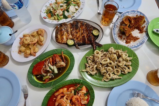 Wisata Kuliner restoran Rasa Sayang