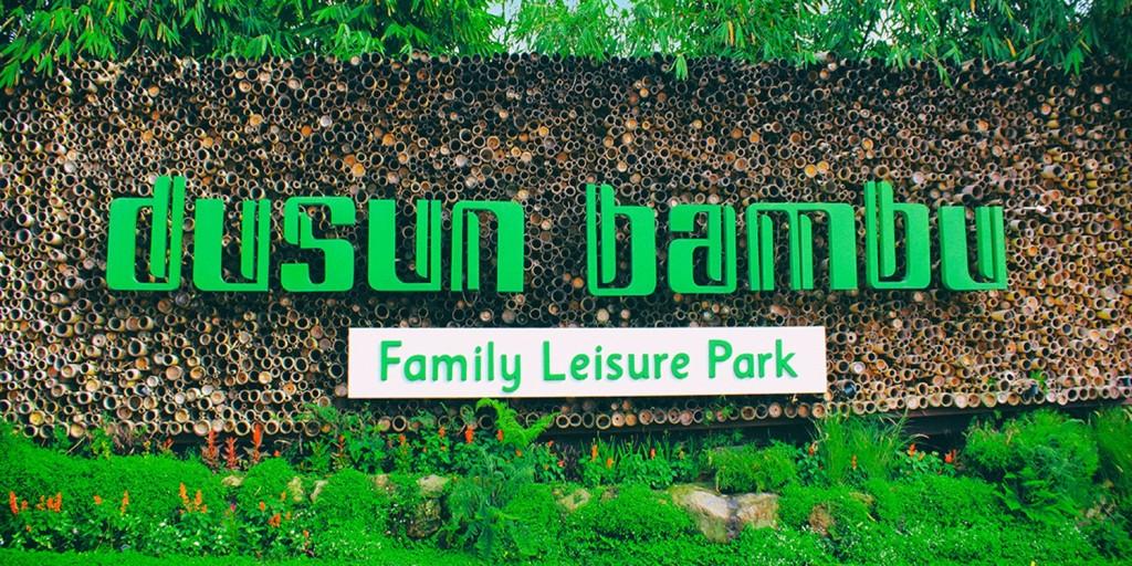 Dusun Bambu Lembang Bandung, 1. Cafe Burangrang, 2. Lutung Kasarung, 3. Pasar Khatulistiwa, 4. Saung/Gazebo Purbasari Dusun Bambu, 5. Playground Dusun Bambu, 6. Villa Kampung Layung di Dusun Bambu, 7. Camping Ground, 8. Permainan Memanah Dusun Bambu, 9. Airsoft gun Dusun Bambu Lembang, 10. Melempar pisau Dusun Bambu Lembang, 11. Rabbit Wonderland, 12. Paket Track Sepeda Dusun Bambu Lembang, 13. Gokart Dusun Bambu Lembang, 14. Hiking di dusun bambu