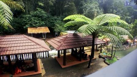 Eco Green Park Kampung Karuhun, 1. Kampung Toga, 2. Curug Cigorobog, 3. Agrowisata Kampung Nangorak, 4. Curug Sabuk, 5. Wisata Alam Pangjugjugan, 6. Sumber Air Panas Sekarwangi, 7. Perkebunan Teh Margawindu, 8.  Wisata Kuliner Soto Bongko Khas Sumedang, 9. Mendaki Gunung Tampomas Sumedang, 10. Liburan ke Curug Ciputrawangi Sumedang, 11. Objek Wisata Situ Cilembang di Sumedang, 12. Gunung Kunci – Tempat Wisata Sejarah di Sumedang , 13. River Tubing, 14. Museum Prabu Geusan Ulun, 15. Curug Cinulang, 16. Wisata Air Gajah Depa, 17. Mata Air Sirah Cipelang, 18. Pemandian Air Panas Cileungsing, 19. Wisata ke Curug Cipongkor Sumedang, 20. Wisata Paralayang di Batu Dua Gunung Lingga, 21. Wisata Situs Prabu Tajimalela Gunung Lingga, 22. Cipanteneun, 23. Mata Air Cikandung Sumedang, 24. Puncak Gunung Batu Sumedang, 25. Wisata Waduk Jatigede Sumedang, 26. Wisata Taman Buru Masigit Kareumbi, 27. Wisata Saung Cibingbin Sumedang, 28. Curug Cibayawak Desa Jembarwangi Tomo, 29. Puncak Damar Baros Jatigede Sumedang, 30. Jembatan Cincin Cikuda Jatinangor Sumedang, 31. Eco Green Park Kampung Karuhun, 32. Sensasi Arung Jeram Pangcalikan, 33. Wisata ke Gunung Kerenceng Sumedang, 34. Makam Cut Nyak Dien, 35. Akhiri Petualangan Kalian di Sumedang dengan Memborong Tahu Sumedang untuk Oleh-oleh