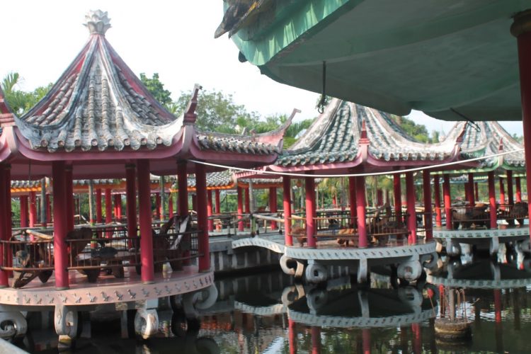 Grati Park, 1. Pemandian Alam Selokambang, 2. Liburan ke Pantai Bambang Lumajang, 3. Wisata Sejara ke Candi Mandara Giri Lumajang, 4. Tempat Wisata Alam Goa Tetes Lumajang, 5. Liburan Seru ke Gunung Semeru Lumajang, 6. Kawasan Wonorejo Terpadu (KWT) Lumajang, 7. Liburan Seru ke Pantai Watu Godeg Lumajang, 8. Tempat Wisata Alam Danau Ranu Kumbolo Lumajang, 9. Tempat Wisata Pantai Dampar Lumajang, 10. Berwisata ke Pantai Watu Pecak Lumajang, 11. Tempat Liburan Keluarga Pantai Tlepuk Lumajang, 12. Tempat Wisata Seru Gunung Lemongan Lumajang, 13. Wisata Air Terjun Manggisan Lumajang, 14. Puncak B-29, 15. Wisata Kebun Teh Kertowono Gucialit Lumajang, 16. Wisata Sejarah Situs Biting, 17. Tubing Adventure Kali Betoto, 18. Air Terjun Coban Sewu, 19. Ranu Regulo, 20. Ranu Pane, 21. Ranu Bedali, 22. Ranu Pakis, 23. Danau Klakah, 24. Wisata Air Terjun Coban Pawon Lumajang, 25. Wisata Hutan Bambu Lumajang, 26. Air Terjun Kapas Biru, 27. Ranu Lading, 28. Kolam Renang Veteran, 29. Agrowisata Lumajang, 30. Objek Wisata Goa Bima di Lumajang, 31. Wisata Air Terjun Watu Lapis Lumajang, 32. Wisata Pantai Wotgalih Lumajang, 33. Agrowisata Bunga Lumajang, 34. Museum Daerah Lumajang, 35. Gunung Sawur, 36. Gunung Wayang, 37. Coban Sriti (Antrukan Wolu), 38. Coban Kabut Pelangi, 39. Wisata Bukit Cinta Mahameru, 40. Oro Oro Ombo, 41. Air Terjun Gucialit (Semingkir), 42. Tempat Wisata Air Terjun Carang Kuning, 43. Air Terjun Antrukan Trap Seribu, 44. Air Terjun Kedung Kuwung, 45. Tirtosari View, 46. Air Terjun Antrukan Menjangan, 47. Air Terjun Antrukan Jago Lumajang, 48. Kebun Kertonowo, 49. Hutan Pinus Penanggal, 50. Grati Park, 51. Puncak Gunung Wayang, 52. Alun-alun Lumajang