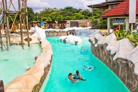 Kolam Arus, Wahana di Snowbay TMII, 12. Typhoon River, Fasilitas di Snowbay TMII, Jam Buka Snowbay , Harga Tiket Snowbay Waterpark Terbaru , Info Contact Pengelola Snowbay, Kuliner di Snowbay