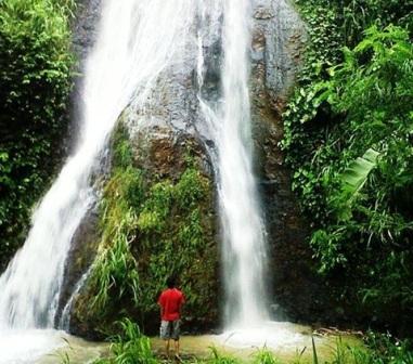 Air Terjun Pengantin