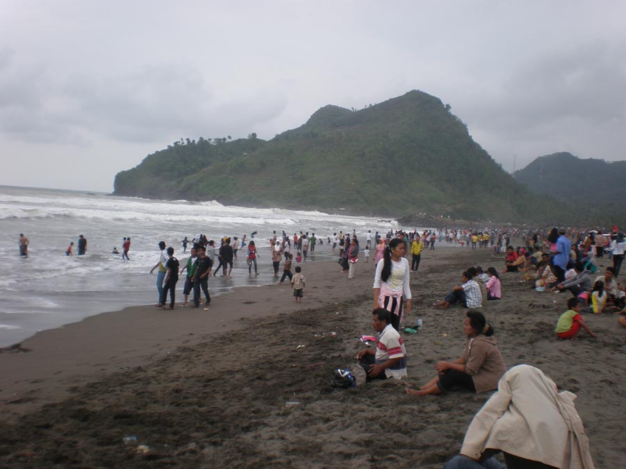 Kiendahan Pantai Suwuk Kebumen, Informasi Umum, Lokasi Pantai Suwuk Kebumen , Akses Menuju Pantai Suwuk Kebumen, Fasilitas Pantai Suwuk Kebumen , Harga Tiket Masuk Pantai Suwuk Kebumen, Ciri khas Pantai Suwuk Kebumen , Aktivitas Seru di Pantai Suwuk