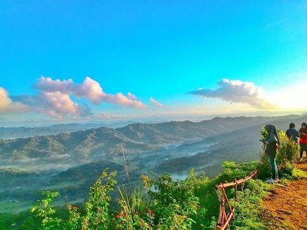 Bukit Langit Kebumen, 1. Pantai Logending Kebumen, 2. Pantai Karang Bolong Kebumen, 3. Pantai Menganti Kebumen, 4. Pantai Pecaron Kebumen, 5. Wisata Alam Kebumen Curug Silancur, 6. Wisata Alam Kebumen Goa Jatijajar, 7. Pantai Karang Agung Kebumen, 8. Air terjun Superman’s Big Sister, 9. Puncak Gunung Duwur, 10. Waduk Sempor Kebumen, 11. Arung jeram Padegolan, 12. Wisata Sejarah di Benteng Van der Wijck, 13. Cagar Alam Geologi Karangsambung, 14. Obyek wisata Kebumen pantai petanahan, 15. Pantai Suwuk Kebumen, 16. Pantai Lampon Kebumen, 17. Pemandian Air Panas Krakal, 18. Taman Kota Jenderal HM Sarbini, 19. Bukit Pranji Kebumen, 20. Bukit Langit Kebumen, 21. Wisata Alam Jembangan, 22. Pantai Bocor Kebumen, 23. Goa Petruk Kebumen, 24. Pantai Lembupurwo Kebumen , 25. Air Terjun Sudimoro Kebumen, 26. Air Terjun Sawangan Kebumen, 27. Bukit Pentulu Indah, 28. Curug Kedondong Kebumen, 29. Curug Plumbon Kebumen, 30. Pantai Surumanis, 31. Taman Reptil Kebumen, 32. Jemur Adventure Park, 33. Gading Splash Water Kebumen, 34. Pantai Gebyuran, 35. Curug Wringin, 36. Curug Silangit, 37. Gua Langse, 38. Goa Silodong, 39. Pantai Bopong, 40. Hutan Mangrove Logending, 41. Alian Butterfly Park, 42. Puncak Prabu, 43. Curug Gemawang, 44. Pantai Setrojenar, 45. Curug Karang Gemantung, 46. Tanjung Karang Penganten, 47. Bukit Buluh Payung, 48. Jembatan Merah Menganti, 49. Terowongan Ijo, 50. Curug Domas, 51. Bukit Sianco, 52. Pantai Karangbata, 53. Pantai Laguna, 54. Pantai Sawangan, 55. Bulupitu