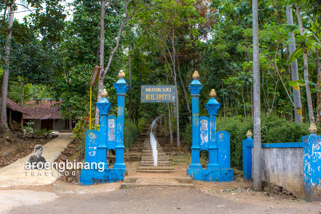 Bulupitu via Areobinang, 1. Pantai Logending Kebumen, 2. Pantai Karang Bolong Kebumen, 3. Pantai Menganti Kebumen, 4. Pantai Pecaron Kebumen, 5. Wisata Alam Kebumen Curug Silancur, 6. Wisata Alam Kebumen Goa Jatijajar, 7. Pantai Karang Agung Kebumen, 8. Air terjun Superman’s Big Sister, 9. Puncak Gunung Duwur, 10. Waduk Sempor Kebumen, 11. Arung jeram Padegolan, 12. Wisata Sejarah di Benteng Van der Wijck, 13. Cagar Alam Geologi Karangsambung, 14. Obyek wisata Kebumen pantai petanahan, 15. Pantai Suwuk Kebumen, 16. Pantai Lampon Kebumen, 17. Pemandian Air Panas Krakal, 18. Taman Kota Jenderal HM Sarbini, 19. Bukit Pranji Kebumen, 20. Bukit Langit Kebumen, 21. Wisata Alam Jembangan, 22. Pantai Bocor Kebumen, 23. Goa Petruk Kebumen, 24. Pantai Lembupurwo Kebumen , 25. Air Terjun Sudimoro Kebumen, 26. Air Terjun Sawangan Kebumen, 27. Bukit Pentulu Indah, 28. Curug Kedondong Kebumen, 29. Curug Plumbon Kebumen, 30. Pantai Surumanis, 31. Taman Reptil Kebumen, 32. Jemur Adventure Park, 33. Gading Splash Water Kebumen, 34. Pantai Gebyuran, 35. Curug Wringin, 36. Curug Silangit, 37. Gua Langse, 38. Goa Silodong, 39. Pantai Bopong, 40. Hutan Mangrove Logending, 41. Alian Butterfly Park, 42. Puncak Prabu, 43. Curug Gemawang, 44. Pantai Setrojenar, 45. Curug Karang Gemantung, 46. Tanjung Karang Penganten, 47. Bukit Buluh Payung, 48. Jembatan Merah Menganti, 49. Terowongan Ijo, 50. Curug Domas, 51. Bukit Sianco, 52. Pantai Karangbata, 53. Pantai Laguna, 54. Pantai Sawangan, 55. Bulupitu
