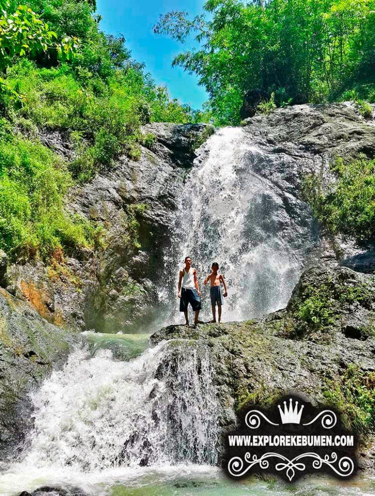 Curug Domas, 1. Pantai Logending Kebumen, 2. Pantai Karang Bolong Kebumen, 3. Pantai Menganti Kebumen, 4. Pantai Pecaron Kebumen, 5. Wisata Alam Kebumen Curug Silancur, 6. Wisata Alam Kebumen Goa Jatijajar, 7. Pantai Karang Agung Kebumen, 8. Air terjun Superman’s Big Sister, 9. Puncak Gunung Duwur, 10. Waduk Sempor Kebumen, 11. Arung jeram Padegolan, 12. Wisata Sejarah di Benteng Van der Wijck, 13. Cagar Alam Geologi Karangsambung, 14. Obyek wisata Kebumen pantai petanahan, 15. Pantai Suwuk Kebumen, 16. Pantai Lampon Kebumen, 17. Pemandian Air Panas Krakal, 18. Taman Kota Jenderal HM Sarbini, 19. Bukit Pranji Kebumen, 20. Bukit Langit Kebumen, 21. Wisata Alam Jembangan, 22. Pantai Bocor Kebumen, 23. Goa Petruk Kebumen, 24. Pantai Lembupurwo Kebumen , 25. Air Terjun Sudimoro Kebumen, 26. Air Terjun Sawangan Kebumen, 27. Bukit Pentulu Indah, 28. Curug Kedondong Kebumen, 29. Curug Plumbon Kebumen, 30. Pantai Surumanis, 31. Taman Reptil Kebumen, 32. Jemur Adventure Park, 33. Gading Splash Water Kebumen, 34. Pantai Gebyuran, 35. Curug Wringin, 36. Curug Silangit, 37. Gua Langse, 38. Goa Silodong, 39. Pantai Bopong, 40. Hutan Mangrove Logending, 41. Alian Butterfly Park, 42. Puncak Prabu, 43. Curug Gemawang, 44. Pantai Setrojenar, 45. Curug Karang Gemantung, 46. Tanjung Karang Penganten, 47. Bukit Buluh Payung, 48. Jembatan Merah Menganti, 49. Terowongan Ijo, 50. Curug Domas, 51. Bukit Sianco, 52. Pantai Karangbata, 53. Pantai Laguna, 54. Pantai Sawangan, 55. Bulupitu