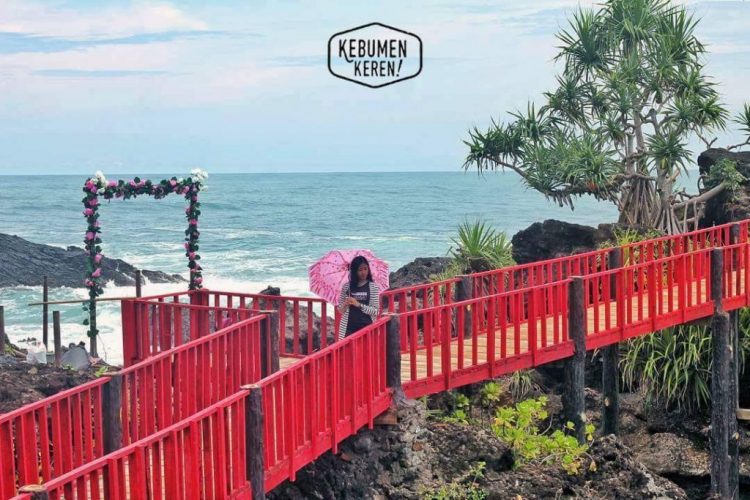 Jembatan Merah Menganti via Sinar Bintang, 1. Pantai Logending Kebumen, 2. Pantai Karang Bolong Kebumen, 3. Pantai Menganti Kebumen, 4. Pantai Pecaron Kebumen, 5. Wisata Alam Kebumen Curug Silancur, 6. Wisata Alam Kebumen Goa Jatijajar, 7. Pantai Karang Agung Kebumen, 8. Air terjun Superman’s Big Sister, 9. Puncak Gunung Duwur, 10. Waduk Sempor Kebumen, 11. Arung jeram Padegolan, 12. Wisata Sejarah di Benteng Van der Wijck, 13. Cagar Alam Geologi Karangsambung, 14. Obyek wisata Kebumen pantai petanahan, 15. Pantai Suwuk Kebumen, 16. Pantai Lampon Kebumen, 17. Pemandian Air Panas Krakal, 18. Taman Kota Jenderal HM Sarbini, 19. Bukit Pranji Kebumen, 20. Bukit Langit Kebumen, 21. Wisata Alam Jembangan, 22. Pantai Bocor Kebumen, 23. Goa Petruk Kebumen, 24. Pantai Lembupurwo Kebumen , 25. Air Terjun Sudimoro Kebumen, 26. Air Terjun Sawangan Kebumen, 27. Bukit Pentulu Indah, 28. Curug Kedondong Kebumen, 29. Curug Plumbon Kebumen, 30. Pantai Surumanis, 31. Taman Reptil Kebumen, 32. Jemur Adventure Park, 33. Gading Splash Water Kebumen, 34. Pantai Gebyuran, 35. Curug Wringin, 36. Curug Silangit, 37. Gua Langse, 38. Goa Silodong, 39. Pantai Bopong, 40. Hutan Mangrove Logending, 41. Alian Butterfly Park, 42. Puncak Prabu, 43. Curug Gemawang, 44. Pantai Setrojenar, 45. Curug Karang Gemantung, 46. Tanjung Karang Penganten, 47. Bukit Buluh Payung, 48. Jembatan Merah Menganti, 49. Terowongan Ijo, 50. Curug Domas, 51. Bukit Sianco, 52. Pantai Karangbata, 53. Pantai Laguna, 54. Pantai Sawangan, 55. Bulupitu