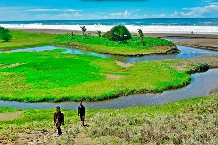 Pantai Bopong - tempat wisata di kebumen, 1. Pantai Logending Kebumen, 2. Pantai Karang Bolong Kebumen, 3. Pantai Menganti Kebumen, 4. Pantai Pecaron Kebumen, 5. Wisata Alam Kebumen Curug Silancur, 6. Wisata Alam Kebumen Goa Jatijajar, 7. Pantai Karang Agung Kebumen, 8. Air terjun Superman’s Big Sister, 9. Puncak Gunung Duwur, 10. Waduk Sempor Kebumen, 11. Arung jeram Padegolan, 12. Wisata Sejarah di Benteng Van der Wijck, 13. Cagar Alam Geologi Karangsambung, 14. Obyek wisata Kebumen pantai petanahan, 15. Pantai Suwuk Kebumen, 16. Pantai Lampon Kebumen, 17. Pemandian Air Panas Krakal, 18. Taman Kota Jenderal HM Sarbini, 19. Bukit Pranji Kebumen, 20. Bukit Langit Kebumen, 21. Wisata Alam Jembangan, 22. Pantai Bocor Kebumen, 23. Goa Petruk Kebumen, 24. Pantai Lembupurwo Kebumen , 25. Air Terjun Sudimoro Kebumen, 26. Air Terjun Sawangan Kebumen, 27. Bukit Pentulu Indah, 28. Curug Kedondong Kebumen, 29. Curug Plumbon Kebumen, 30. Pantai Surumanis, 31. Taman Reptil Kebumen, 32. Jemur Adventure Park, 33. Gading Splash Water Kebumen, 34. Pantai Gebyuran, 35. Curug Wringin, 36. Curug Silangit, 37. Gua Langse, 38. Goa Silodong, 39. Pantai Bopong, 40. Hutan Mangrove Logending, 41. Alian Butterfly Park, 42. Puncak Prabu, 43. Curug Gemawang, 44. Pantai Setrojenar, 45. Curug Karang Gemantung, 46. Tanjung Karang Penganten, 47. Bukit Buluh Payung, 48. Jembatan Merah Menganti, 49. Terowongan Ijo, 50. Curug Domas, 51. Bukit Sianco, 52. Pantai Karangbata, 53. Pantai Laguna, 54. Pantai Sawangan, 55. Bulupitu