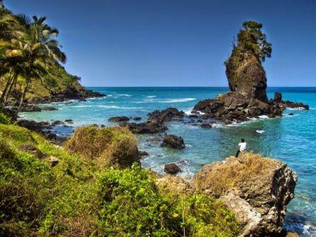 Pantai Karang Agung Kebumen, 1. Pantai Logending Kebumen, 2. Pantai Karang Bolong Kebumen, 3. Pantai Menganti Kebumen, 4. Pantai Pecaron Kebumen, 5. Wisata Alam Kebumen Curug Silancur, 6. Wisata Alam Kebumen Goa Jatijajar, 7. Pantai Karang Agung Kebumen, 8. Air terjun Superman’s Big Sister, 9. Puncak Gunung Duwur, 10. Waduk Sempor Kebumen, 11. Arung jeram Padegolan, 12. Wisata Sejarah di Benteng Van der Wijck, 13. Cagar Alam Geologi Karangsambung, 14. Obyek wisata Kebumen pantai petanahan, 15. Pantai Suwuk Kebumen, 16. Pantai Lampon Kebumen, 17. Pemandian Air Panas Krakal, 18. Taman Kota Jenderal HM Sarbini, 19. Bukit Pranji Kebumen, 20. Bukit Langit Kebumen, 21. Wisata Alam Jembangan, 22. Pantai Bocor Kebumen, 23. Goa Petruk Kebumen, 24. Pantai Lembupurwo Kebumen , 25. Air Terjun Sudimoro Kebumen, 26. Air Terjun Sawangan Kebumen, 27. Bukit Pentulu Indah, 28. Curug Kedondong Kebumen, 29. Curug Plumbon Kebumen, 30. Pantai Surumanis, 31. Taman Reptil Kebumen, 32. Jemur Adventure Park, 33. Gading Splash Water Kebumen, 34. Pantai Gebyuran, 35. Curug Wringin, 36. Curug Silangit, 37. Gua Langse, 38. Goa Silodong, 39. Pantai Bopong, 40. Hutan Mangrove Logending, 41. Alian Butterfly Park, 42. Puncak Prabu, 43. Curug Gemawang, 44. Pantai Setrojenar, 45. Curug Karang Gemantung, 46. Tanjung Karang Penganten, 47. Bukit Buluh Payung, 48. Jembatan Merah Menganti, 49. Terowongan Ijo, 50. Curug Domas, 51. Bukit Sianco, 52. Pantai Karangbata, 53. Pantai Laguna, 54. Pantai Sawangan, 55. Bulupitu