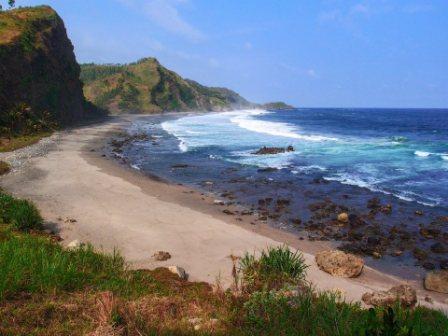 Pantai Pecaron Kebumen, 1. Pantai Logending Kebumen, 2. Pantai Karang Bolong Kebumen, 3. Pantai Menganti Kebumen, 4. Pantai Pecaron Kebumen, 5. Wisata Alam Kebumen Curug Silancur, 6. Wisata Alam Kebumen Goa Jatijajar, 7. Pantai Karang Agung Kebumen, 8. Air terjun Superman’s Big Sister, 9. Puncak Gunung Duwur, 10. Waduk Sempor Kebumen, 11. Arung jeram Padegolan, 12. Wisata Sejarah di Benteng Van der Wijck, 13. Cagar Alam Geologi Karangsambung, 14. Obyek wisata Kebumen pantai petanahan, 15. Pantai Suwuk Kebumen, 16. Pantai Lampon Kebumen, 17. Pemandian Air Panas Krakal, 18. Taman Kota Jenderal HM Sarbini, 19. Bukit Pranji Kebumen, 20. Bukit Langit Kebumen, 21. Wisata Alam Jembangan, 22. Pantai Bocor Kebumen, 23. Goa Petruk Kebumen, 24. Pantai Lembupurwo Kebumen , 25. Air Terjun Sudimoro Kebumen, 26. Air Terjun Sawangan Kebumen, 27. Bukit Pentulu Indah, 28. Curug Kedondong Kebumen, 29. Curug Plumbon Kebumen, 30. Pantai Surumanis, 31. Taman Reptil Kebumen, 32. Jemur Adventure Park, 33. Gading Splash Water Kebumen, 34. Pantai Gebyuran, 35. Curug Wringin, 36. Curug Silangit, 37. Gua Langse, 38. Goa Silodong, 39. Pantai Bopong, 40. Hutan Mangrove Logending, 41. Alian Butterfly Park, 42. Puncak Prabu, 43. Curug Gemawang, 44. Pantai Setrojenar, 45. Curug Karang Gemantung, 46. Tanjung Karang Penganten, 47. Bukit Buluh Payung, 48. Jembatan Merah Menganti, 49. Terowongan Ijo, 50. Curug Domas, 51. Bukit Sianco, 52. Pantai Karangbata, 53. Pantai Laguna, 54. Pantai Sawangan, 55. Bulupitu
