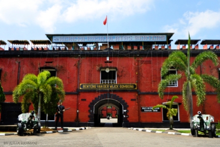 Wisata Sejarah di Benteng Van der Wijck, 1. Benteng Van der Wijck, 2. Pantai Suwuk, 3. Goa Barat, 4. Pantai Watu Bale, 5. Curug Silancur, 6. Pantai Karang Bolong, 7. Waduk Sempor, 8. Bukit Pranji, 9. Pantai Menganti, 10. Goa Jatijajar