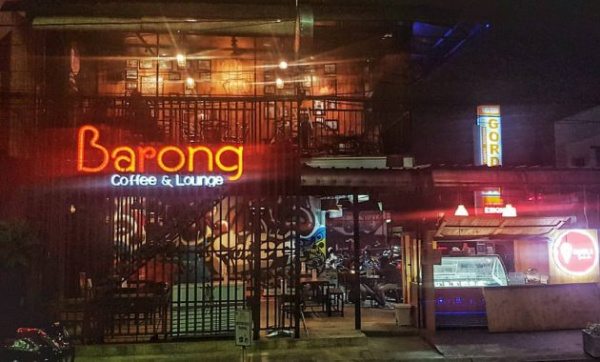 Barong Coffee &amp; Lounge via Alongwalker, 1. Nongkrong di Ichirei Ramen &amp; Steak Bekasi, 2. Ngopi di Head &amp; Brew Coffee Bekasi, 3. Nyicip Pempek Gaby yang Nikmati di Bekasi, 4. Alun-alun Kota Bekasi, 5. Danau Duta Harapan, 6. Koma Junkyard Cafe, 7. Nenen Nyok, 8. Cafe Palazzo, 9. Warkop Masa Gitu, 10. Eggo Waffle, 11. Double U Steak, 12. Gudang Rottie, 13. Es Durian Patal, 14. Warung Pancong Balap, 15. Sringopi, 16. Carrington Coffee, 17. The Cubite, 18. Satay Celup Uncle Chen’s, 19. Kedutaan Besar Bekasi , 20. Atelier Coffee &amp; Kitchen, 21. Coffee Paste, 22. D’Keleus Waroeng Hangout, 23. J-Zone Cafe, 24. Toast Toast-an, 25. Ngopiisme, 26. Kopi Tjan, 27. Warung Top.inc, 28. Waroeng Kongkow, 29. San9a, 30. Up To You Cafe, 31. Eight Coffee, 32. Coffee Bens, 33. de’Kopi, 34. Sausalito Cafe &amp; Bistro, 35. Find Out Coffee, 36. Trusty Cafe, 37. Warunk Fenomenal, 38. Mutual Coffee And Roastery, 39. Barong Coffee &amp; Lounge, 40. Glamrock Cafe