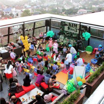 Carnivor Sky Bar & Grill