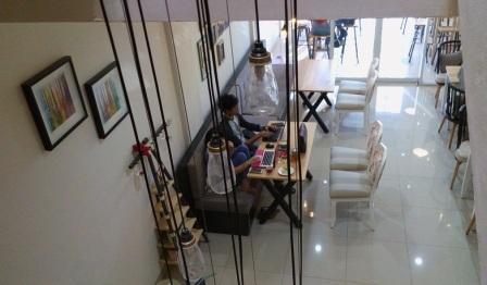 Carrington Coffee, 1. Nongkrong di Ichirei Ramen &amp; Steak Bekasi, 2. Ngopi di Head &amp; Brew Coffee Bekasi, 3. Nyicip Pempek Gaby yang Nikmati di Bekasi, 4. Alun-alun Kota Bekasi, 5. Danau Duta Harapan, 6. Koma Junkyard Cafe, 7. Nenen Nyok, 8. Cafe Palazzo, 9. Warkop Masa Gitu, 10. Eggo Waffle, 11. Double U Steak, 12. Gudang Rottie, 13. Es Durian Patal, 14. Warung Pancong Balap, 15. Sringopi, 16. Carrington Coffee, 17. The Cubite, 18. Satay Celup Uncle Chen’s, 19. Kedutaan Besar Bekasi , 20. Atelier Coffee &amp; Kitchen, 21. Coffee Paste, 22. D’Keleus Waroeng Hangout, 23. J-Zone Cafe, 24. Toast Toast-an, 25. Ngopiisme, 26. Kopi Tjan, 27. Warung Top.inc, 28. Waroeng Kongkow, 29. San9a, 30. Up To You Cafe, 31. Eight Coffee, 32. Coffee Bens, 33. de’Kopi, 34. Sausalito Cafe &amp; Bistro, 35. Find Out Coffee, 36. Trusty Cafe, 37. Warunk Fenomenal, 38. Mutual Coffee And Roastery, 39. Barong Coffee &amp; Lounge, 40. Glamrock Cafe